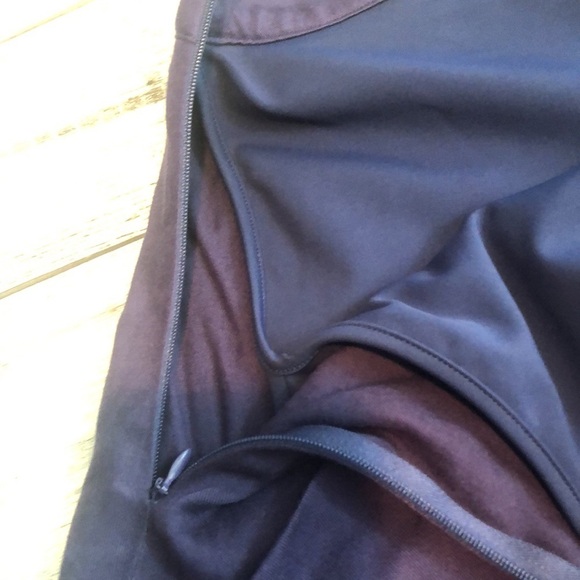 Thrive Societe Mixed Pattern Skort Large - Picture 6 of 7